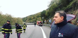 Crollo del viadotto sulla A6: Toti conferma che a provocarlo è stata una frana Toti viadotto a6