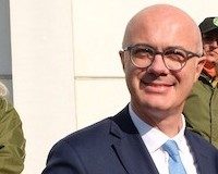 Covid, D’Incà: “Non spegnere l’economia, avere massima attenzione”