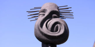 Distorted and liquefied faces of Eido Alhussein’s sculptures (IE) volto alhussein