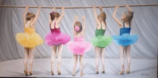 Musicalità e leggerezza del ballo nelle opere Neorealiste di Angela Cutolo piccoli passi