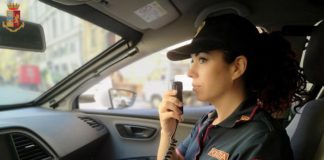 Scopre il ladro che la investe con l’auto, morta una 70enne