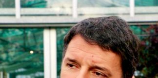 Diventa legge l’assegno universale, Renzi: “Questo è solo il primo passo”