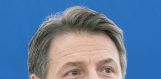 Coronavirus, in Senato Conte dice no a party, movide e assembramenti premier conte