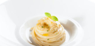 Gli spaghetti al cipollotto, ricetta e segreti in tv spaghetti al cipollotto