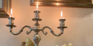 Zoya, Lana Volkov presenta un scarpa elegante e scintillante zoya modello