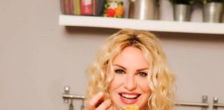 Antonella Clerici parla della sua più grande passione, la cucina, in collegamento con RTL 102.5