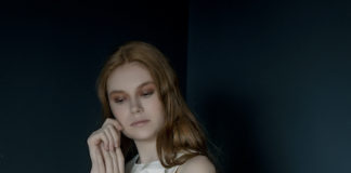 “Fioccatamente Multiforme Abito”, la linea Lisa Tigano per Ellementi ellementi abito