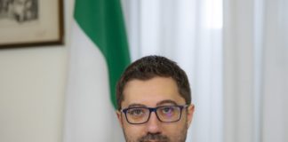 Giustizia: Colletti (M5S), “Il Pct collassa e il ministero tace”