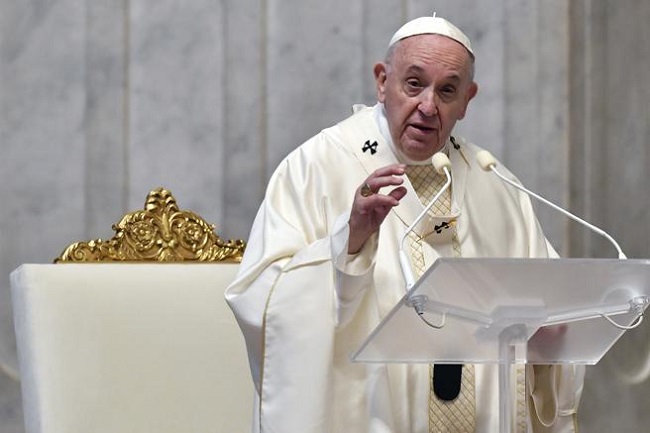 La felicità, la pace, i nonni: Papa Francesco dialoga con i bambini