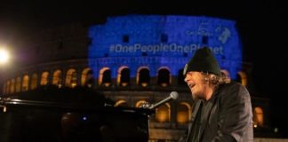 Zucchero “Canta la vita” dal Colosseo: per il 50° Earth Day zucchero colosseo