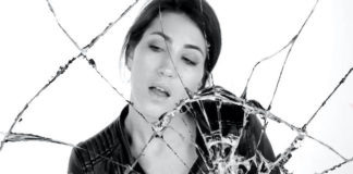 “Crumbling”, Camilla Fascina canta la solitudine delle generazioni moderne crumbling camilla fascina copertina