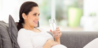 Idratazione delle donne in dolce attesa: ecco alcuni consigli mamma in dolce attesa