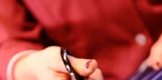 I “sette vizi capitali” del fast fashion: ecco gli ingredienti del nuovo trend produzione sartoriale