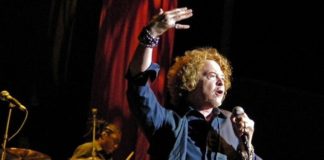 Tornano i Simply Red: il 26 maggio esce “Time” simply red