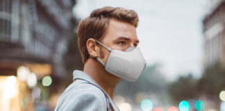 Da LG la mascherina elettrica a batteria che purifica l’aria