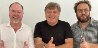 I Nomadi firmano con la Bmg