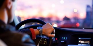 Immatricolazioni auto: +497% in Italia a marzo dopo il crollo del 2020 autovettura