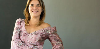 Alessandra Iannotta ci parla del suo nuovo libro “Panni al vento” Alessandra Iannotta - Photo credits Angelo Cricchi