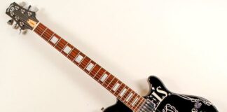 Bottiglie speciali Jack Daniel’s per un’asta benefica jackguitars