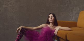 Bianca Atzei torna con “John Travolta”