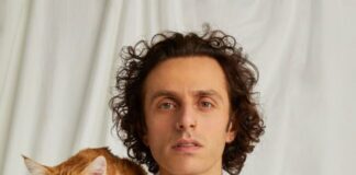 Sanremo, l’ironia di Ghemon: “Con un cast più ridotto, per esempio di 3, sarei certamente stato sul podio” Ghemon