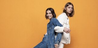 Jeans, tradizione e innovazione del Made in Italy in Two Women Two Men two women two men cover