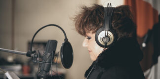 In radio “Lupin III”, sigla del famoso cartone animato, con l’interpretazione di Orietta Berti