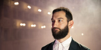 Vasco Brondi, a Milano un concerto/evento unico per festeggiare i 10 anni dell’album “Costellazioni”