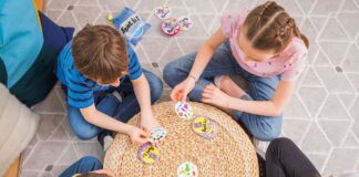 Giochi da zaino per l’estate 2021: le idee Asmodee dobble