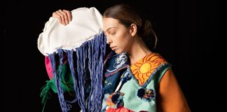 Self-Portraits, 16 stilisti dell’Accademia di Belle Arti di Roma sfilano Federico Meloni - Abito Colorato con borsetta