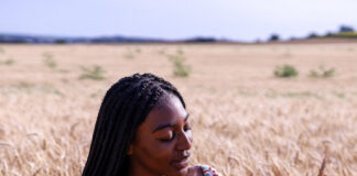 Rigenerare la pelle con il burro di cacao naturale Lamazuna beurre de cacao rose solide et bio