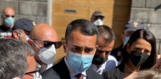 Elezioni, Di Maio: “Destra sfasciaconti, provocheranno solo danni”