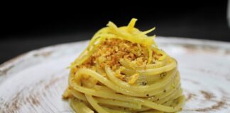 Spaghettoni con colatura di alici, pistacchi e limone candito: ricetta in tv spaghetti rizzo
