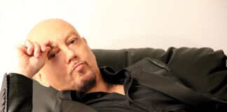 Enrico Ruggeri presenta il festival “Nycanta”