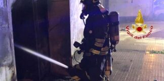 Incendio nella “casa del portuale” a Messina, l’intervento dei VdF incendio messina 10 novembre 2021