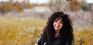 “Meritiamo il sole”, il nuovo singolo di Laura Castronuovo