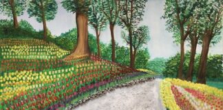 Tutta la spontaneità del Naif nell’approfondimento della realtà contemporanea delle opere di Tina Iuorio giardino fiorito tulipani tina iuorio