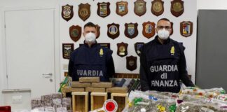GdF di Verona, operazione antidroga: sequestrati oltre 27 kg di hashish supermarket droga merce sequestrata-verona