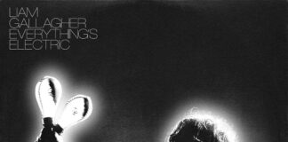 “Everything’s electric”, il nuovo singolo di Liam Gallagher in attesa di “C’Mon You Know”