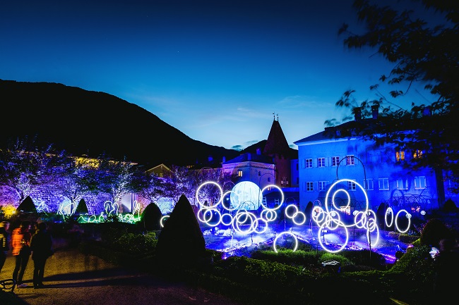 WLF 2019 - The Water the Light and the Moon by Spectaculaires © Brixen Tourismus_Matthias Gasser