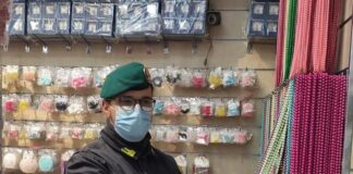 Padova, sequestrati 10 milioni di articoli di bigiotteria non sicuri sequestro merce bigiotteria
