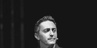 Roma, l’attore Corrado Oddi al Carnevale delle Forze di Polizia Corrado Oddi