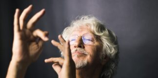 Casa Sanremo presenta Vittorio De Scalzi con Massimo Cotto e Marco Rettani Vittorio De Scalzi