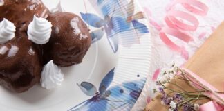 Ricetta profiteroles: ingredienti e preparazione del dolce profiteroles