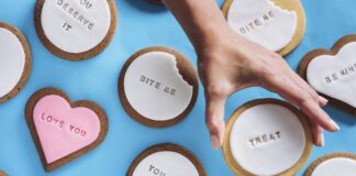 La serata di San Valentino degli innamorati e dei single uberim san valentino