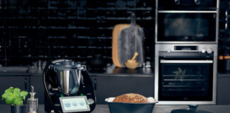 Bimby TM6 Total Black: l’aiutante in cucina con nuovo design bimby tm6 black