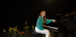 Save the Children con Noemi per i bambini Ucraini colpiti dalla guerra noemi save the chilldren