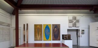 “L’inizio del tempo. Le ricerche spazialiste di Arnaldo Pomodoro” a Milano