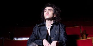 Michele Bravi, “Lo ricordo io per te”: la canzone, il cortometraggio, il libro