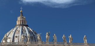 Conclave, Messa e ingresso dei cardinali elettori in diretta basilica san pietro roma